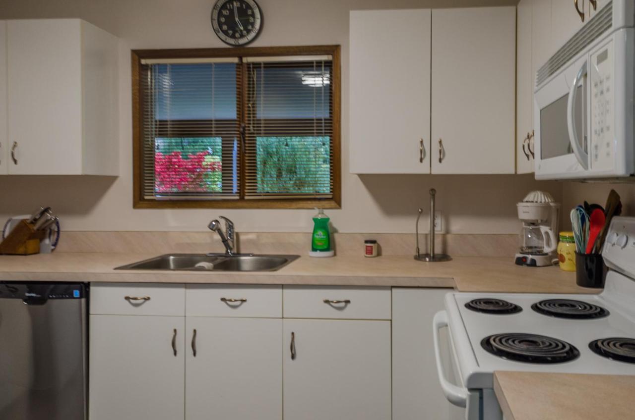 Kaleden St Andrews By The Lake Golf Resort מראה חיצוני תמונה